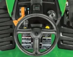 John Deere S140 48 in. 22 HP V-Twin GAS Hydrostatic Riding Lawn Tractor — product view 5